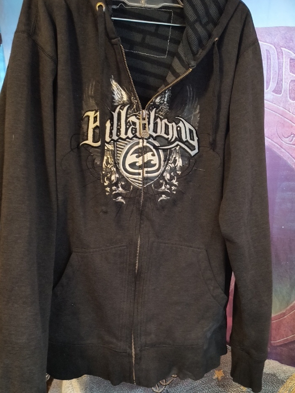 Billabong Insulated Black Hoodie with White and Gray Graphic XL